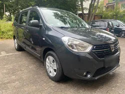 Grau Gebraucht 2018 Dacia Lodgy Van / Kleinbus | 6.700 € (Superpreis)