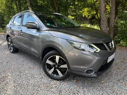 Grau Gebraucht 2015 Nissan Qashqai 360º SUV | 11.999 € (Fairer Preis)
