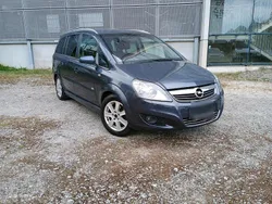 Blau Gebraucht 2008 Opel Zafira OPC Van / Kleinbus | 3.800 € (Teuer)