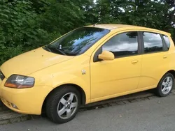 Gelb Gebraucht 2006 Chevrolet Kalos SX Limousine | 1.200 € (Fairer Preis)