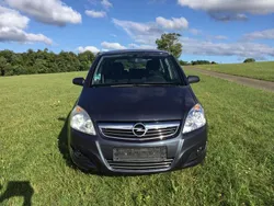Silber Gebraucht 2009 Opel Zafira Selection Van / Kleinbus | 1.950 € (Guter Preis)