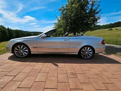 Silber Gebraucht 2003 Mercedes CLK320 Cabrio | 7.900 €