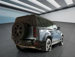Blau Gebraucht 2024 Land Rover Defender SUV | 91.399 €