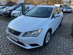 Weiß Gebraucht 2013 Seat Leon Reference Limousine | 6.499 € (Etwas zu teuer)