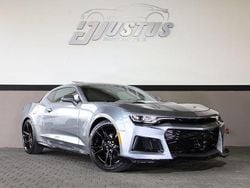 Grau Gebraucht 2021 Chevrolet Camaro Coupé | 28.900 € (Fairer Preis)