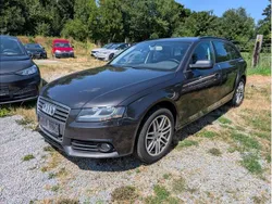 Grau Gebraucht 2010 Audi A4 Attraction Kombi | 3.990 € (Superpreis)
