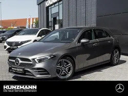 Mountaingrau metallic Gebraucht 2019 Mercedes A220 AMG Limousine | 28.230 € (Fairer Preis)