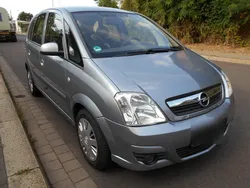 Grau Gebraucht 2006 Opel Meriva Van / Kleinbus | 1.400 € (Guter Preis)