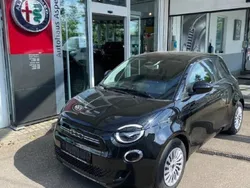 Schwarz Gebraucht 2023 Fiat 500e Basis Limousine | 27.549 € (Teuer)
