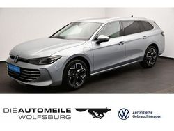 Silber Gebraucht 2024 VW Passat Elegance Kombi | 42.990 € (Superpreis)