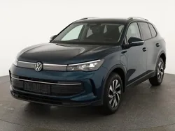 Nightshade blue metallic Neu 2025 VW Tiguan Life SUV | 48.445 € (Superpreis)