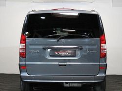 Grau Gebraucht 2013 Mercedes Viano Edition Van / Kleinbus | 24.000 €