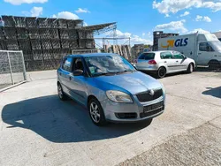 Blau Gebraucht 2009 Skoda Fabia Kleinwagen | 1.599 € (Guter Preis)