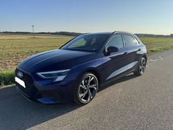 Blau Gebraucht 2021 Audi A3 Sportback e-tron Advanced Plus Limousine | 23.900 € (Fairer Preis)