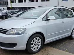 Grau Gebraucht 2009 VW Golf Plus Comfortline Van / Kleinbus | 2.600 € (Superpreis)
