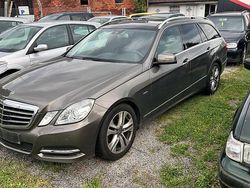 Gold Gebraucht 2011 Mercedes E350 Kombi | 9.900 € (Etwas zu teuer)