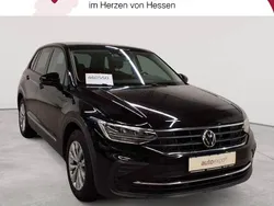 Deep black perleffekt Gebraucht 2021 VW Tiguan SUV | 22.990 € (Superpreis)