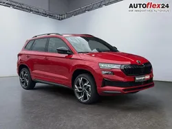 Velvet rot metallic Neu 2025 Skoda Karoq SportLine SUV | 36.950 € (Fairer Preis)
