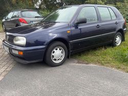 Blau Gebraucht 1996 VW Golf III Kleinwagen | 2.499 € (Fairer Preis)