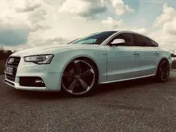 Weiß Gebraucht 2013 Audi A5 Sportback Sport Limousine | 19.900 € (Teuer)