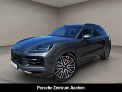 Grau Gebraucht 2024 Porsche Cayenne S E-Hybrid SUV | 119.680 €