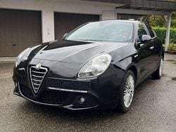 Schwarz Gebraucht 2011 Alfa Romeo Giulietta Super Kleinwagen | 5.800 € (Fairer Preis)