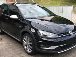 Schwarz Gebraucht 2015 VW Golf Alltrack Kombi | 12.400 € (Fairer Preis)