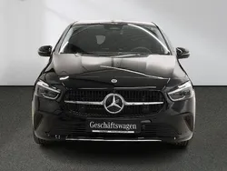 Gebraucht 2025 Mercedes B200 Van / Kleinbus | 39.480 €