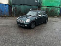 Grün Gebraucht 2008 Mini Cooper Kleinwagen | 7.199 € (Fairer Preis)