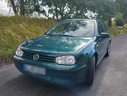 Grün Gebraucht 2002 VW Golf IV Kleinwagen | 1.199 € (Guter Preis)