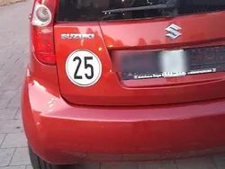 Rot Gebraucht 2009 Suzuki Splash Kleinwagen | 2.000 €