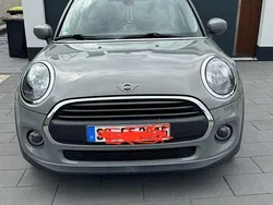 Grau Gebraucht 2020 Mini ONE Kleinwagen | 16.584 € (Fairer Preis)