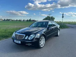 Schwarz Gebraucht 2005 Mercedes E320 Avantgarde Limousine | 6.900 € (Fairer Preis)