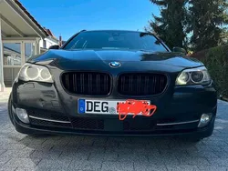 Schwarz Gebraucht 2012 BMW 520 M Sport Kombi | 10.000 €