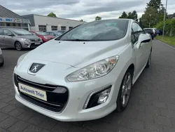 Weiß Gebraucht 2012 Peugeot 308 CC Active Cabrio | 3.600 € (Teuer)