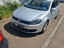 Silber Gebraucht 2010 VW Golf VI Comfortline Kombi | 3.999 € (Fairer Preis)