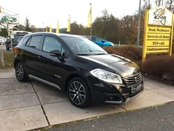 Schwarz Gebraucht 2015 Suzuki SX4 S-Cross Limited SUV | 13.990 € (Teuer)