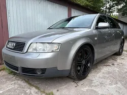 Grau Gebraucht 2002 Audi A4 Sport Kombi | 999 € (Superpreis)