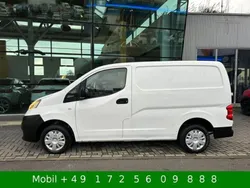Weiß Gebraucht 2016 Nissan NV200 Van | 7.250 € (Fairer Preis)