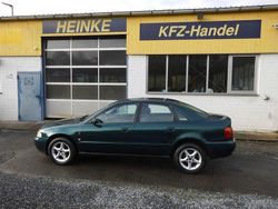 Grün Gebraucht 1996 Audi A4 Limousine | 3.250 €