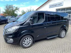 Iridiumschwarz metallic Gebraucht 2019 Ford Tourneo Custom Titanium Van / Kleinbus | 28.950 € (Fairer Preis)