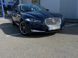 Blau Gebraucht 2012 Jaguar XF Limousine | 10.980 € (Fairer Preis)