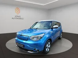 Caribbean blue (dach: weiss) Gebraucht 2016 Kia Soul EV Play SUV | 9.500 € (Fairer Preis)