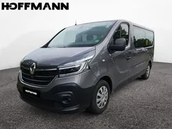 Silber Gebraucht 2020 Renault Trafic Life Van | 23.929 € (Guter Preis)