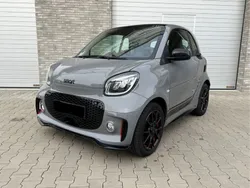 Grau Gebraucht 2020 Smart ForTwo Electric Drive Brabus Coupé | 14.500 € (Fairer Preis)