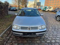 Silber Gebraucht 2003 VW Golf IV Comfortline Limousine | 2.499 € (Guter Preis)
