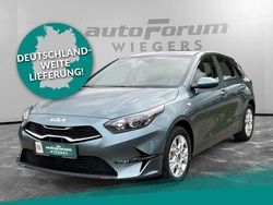 Grau Neu 2025 Kia Ceed Vision Limousine | 28.260 €