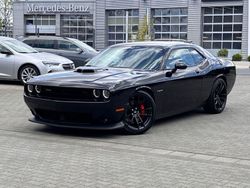 Schwarz Gebraucht 2023 Dodge Challenger Coupé | 44.980 €