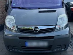 Grau Gebraucht 2013 Opel Vivaro Van | 10.500 €