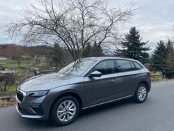 Graphitegrau metallic (metallic) Gebraucht 2024 Skoda Scala Selection Kleinwagen | 24.390 € (Fairer Preis)